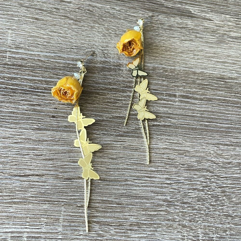 Bohemian yellow rose drop earring N172